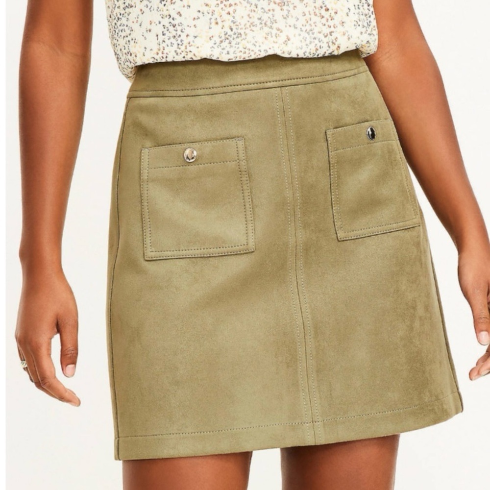 NWOT Ann Taylor Loft Petites Faux Suede Skirt in Army Fatigue Green Women’s 4P